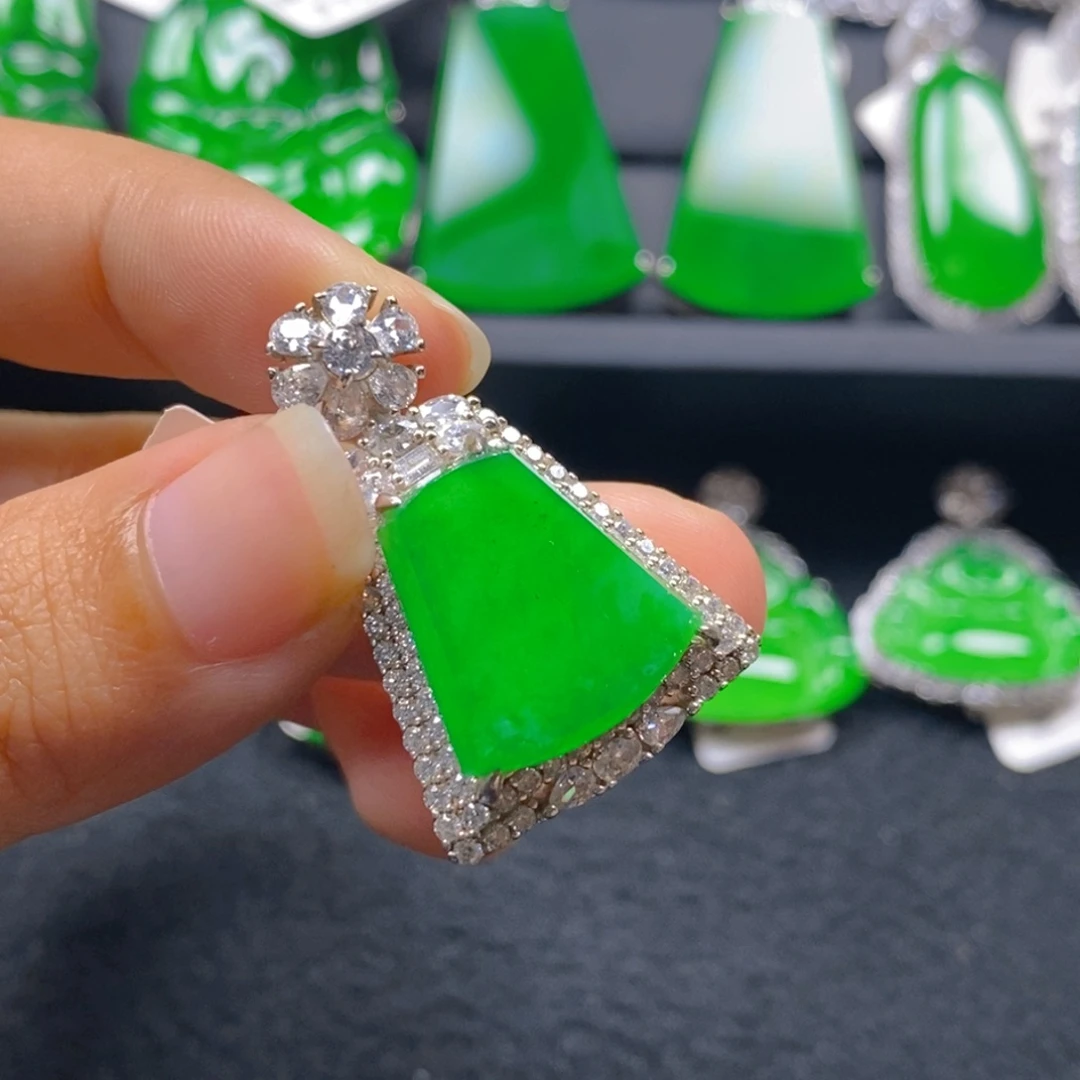 翡翠银S925镶嵌颈饰