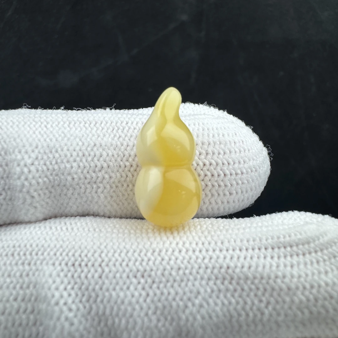 Y5422天然原矿蜜蜡 葫芦9*18.5mm支持复检假一罚十
