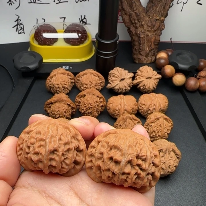 42  全品宫灯核桃