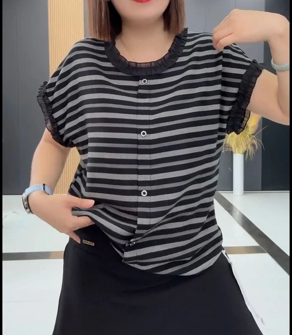 8092花边大码圆领领显瘦洋气时尚半袖衫