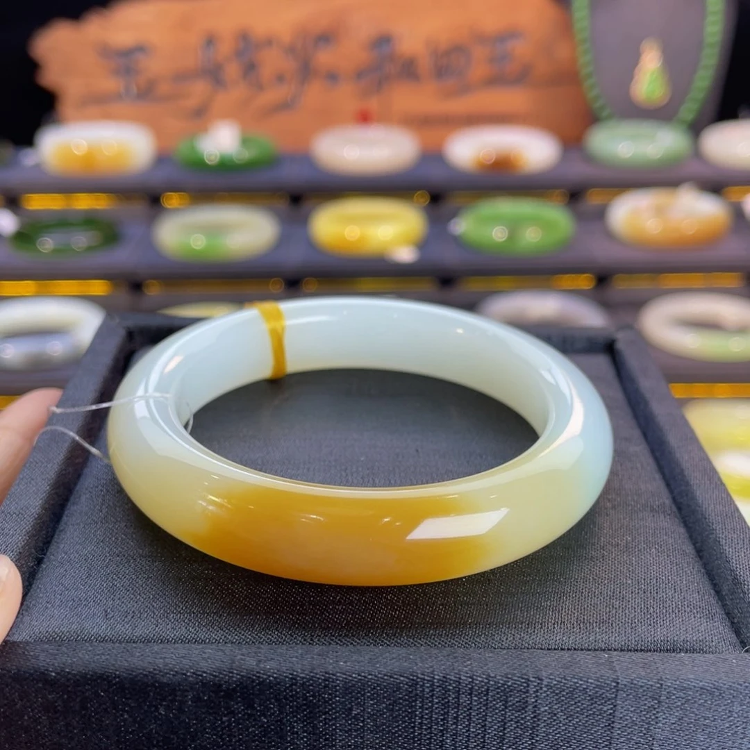 未镶嵌手镯和田玉-推荐！糖白55