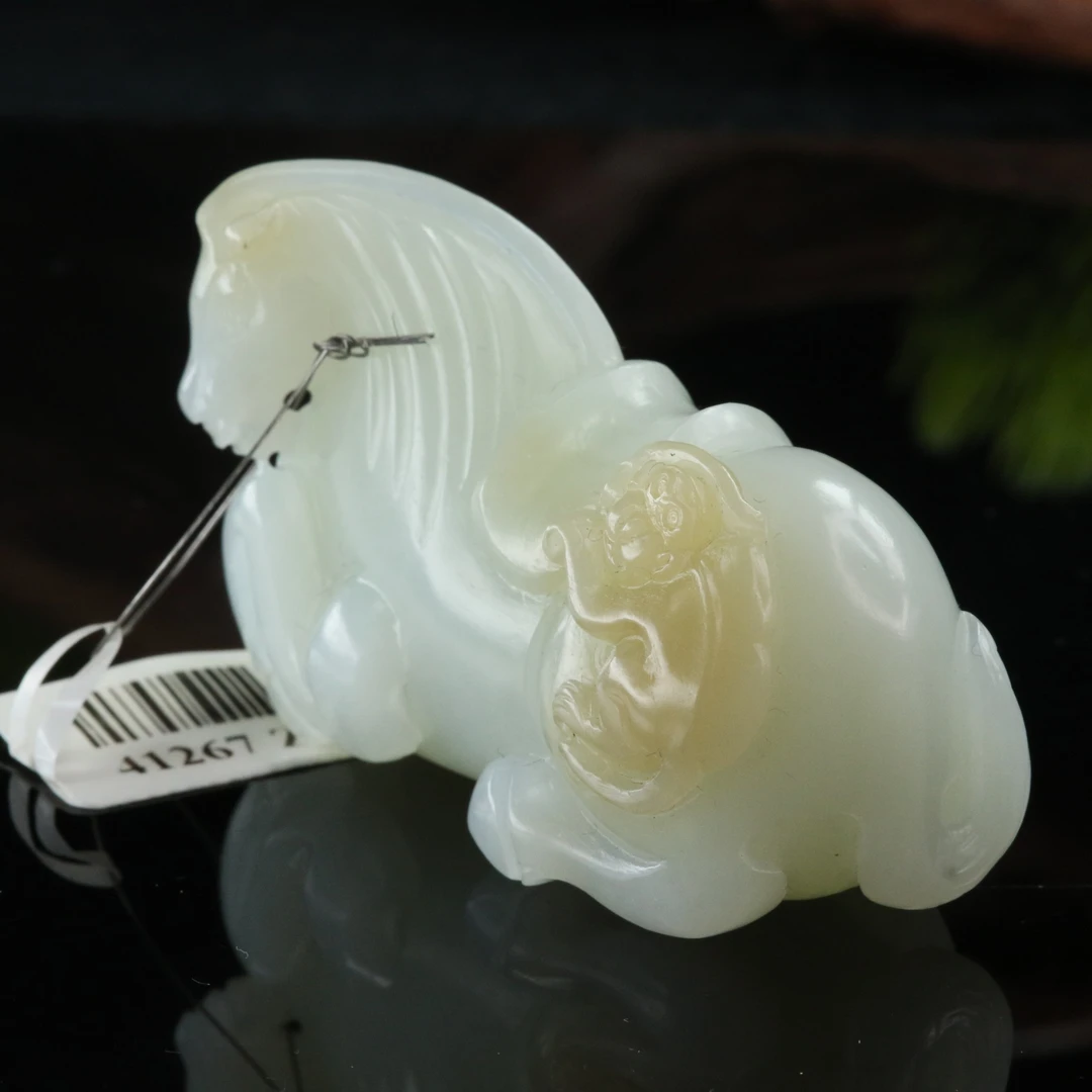 18和田玉且末糖白马上封侯手把件/000786北京中保拍卖