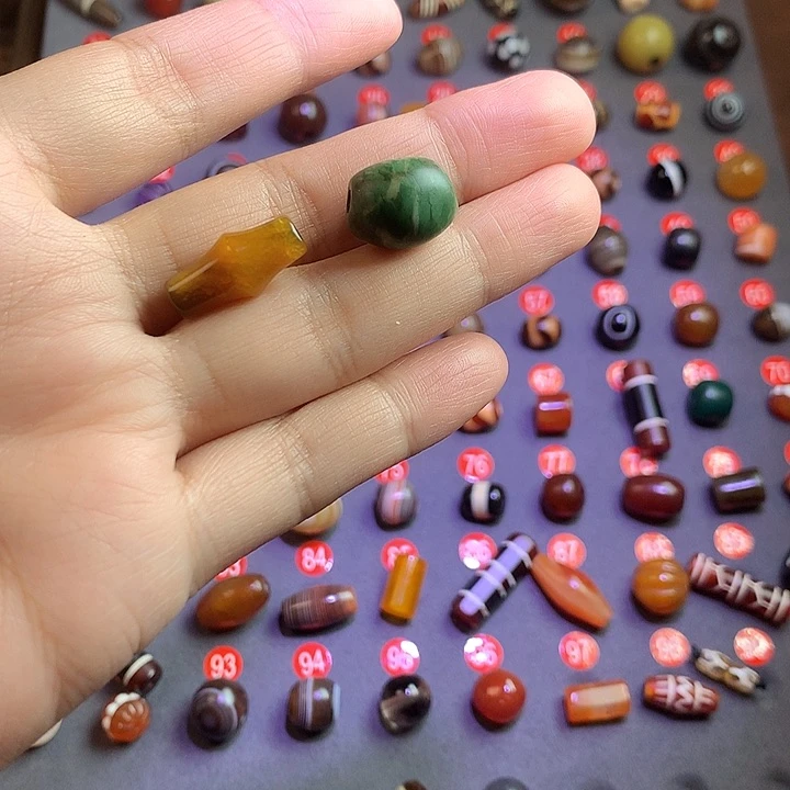 未镶嵌玛瑙/玉髓珠宝半成品婷