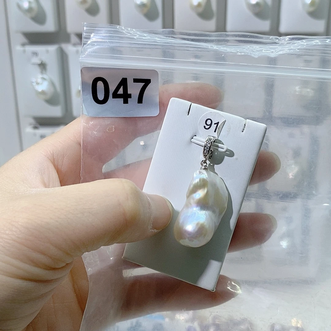 淡水珍珠合金颈饰