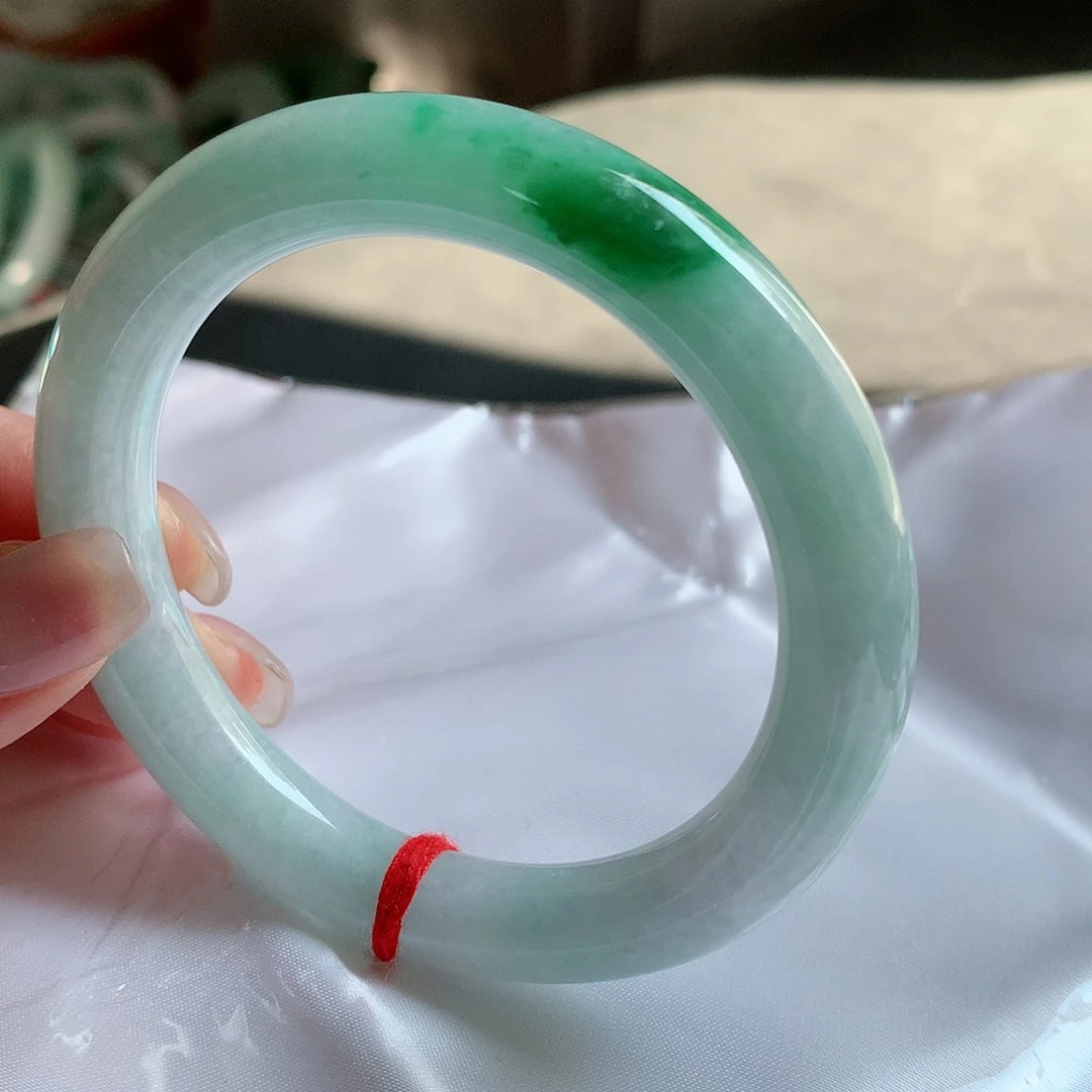 【闪购商品】未镶嵌手镯翡翠58