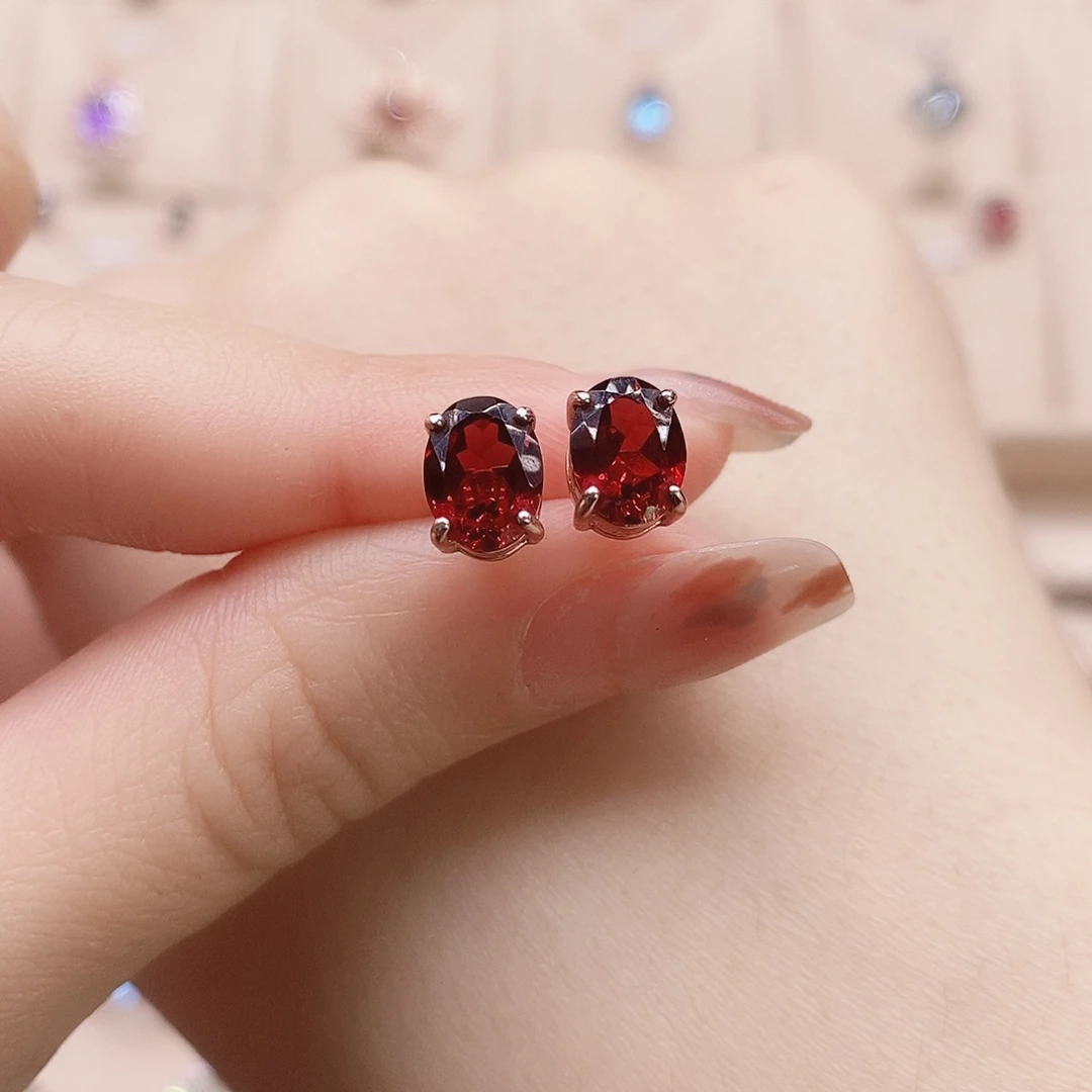 耳钉石榴石银S925镶嵌耳钉