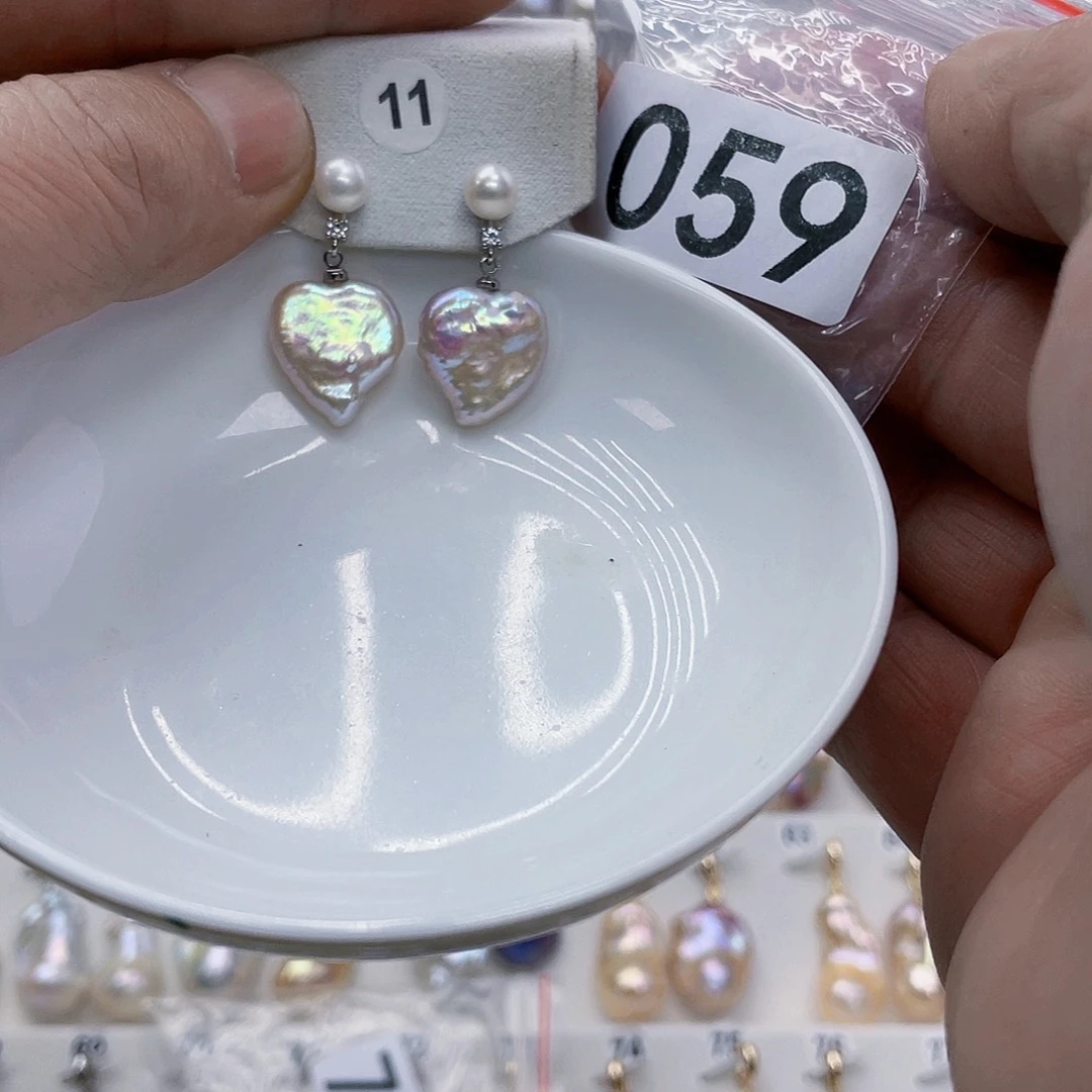 淡水珍珠颈饰未镶嵌浮**梦