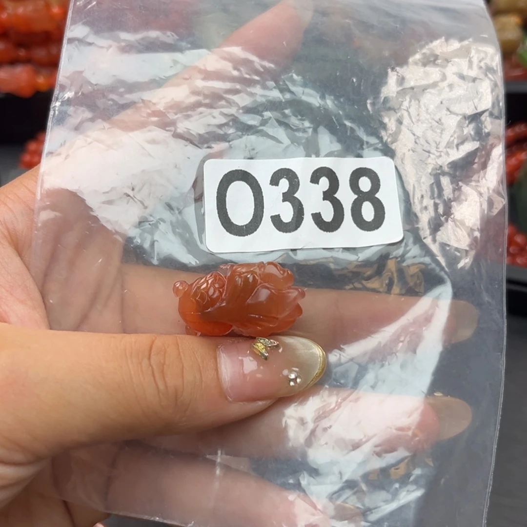 手链未镶嵌南红玛瑙枫**?