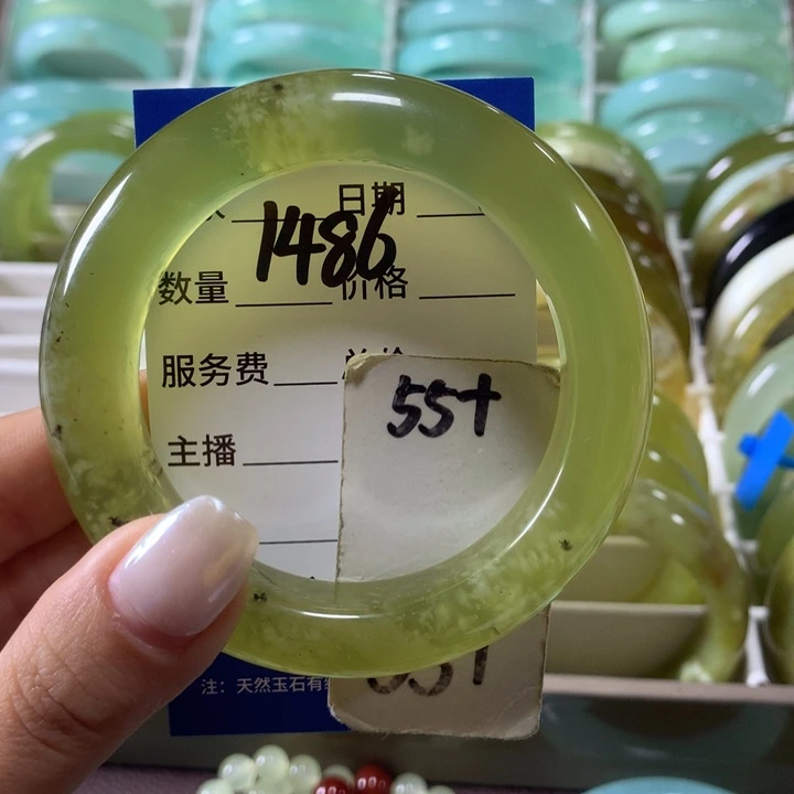 蛇纹石玉未镶嵌手镯1486