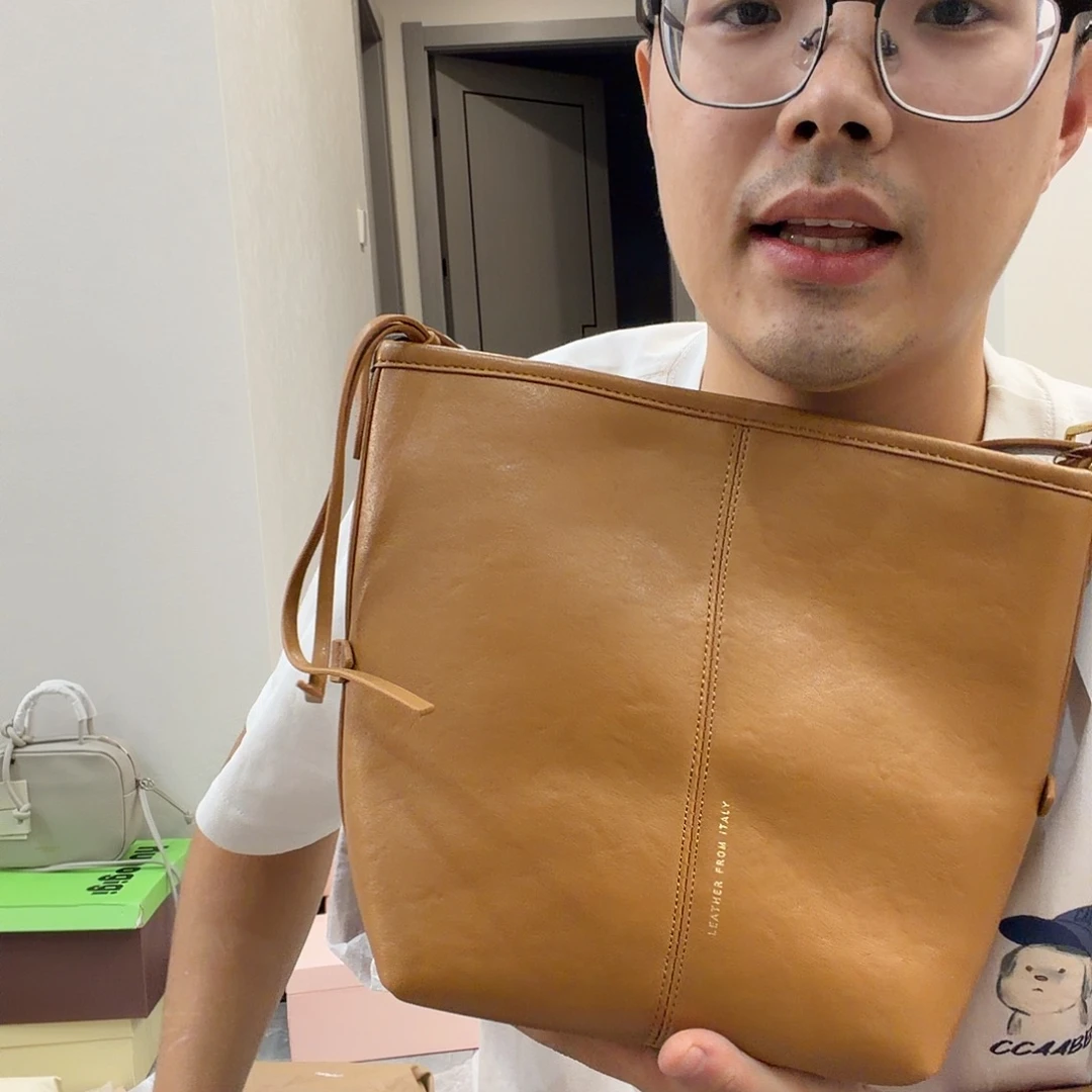 小牛皮绵羊皮（革）牛皮（革）山羊皮（革）黄牛皮（革）水牛皮（