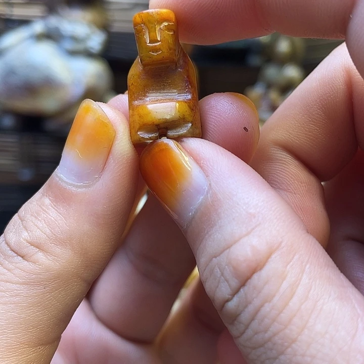和田玉（糖玉）未镶嵌挂件