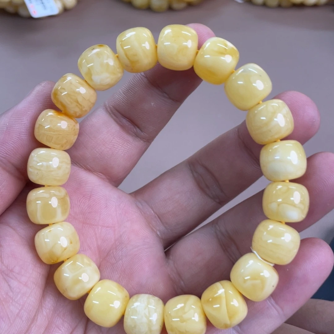 琥珀裸石未镶嵌11900000000