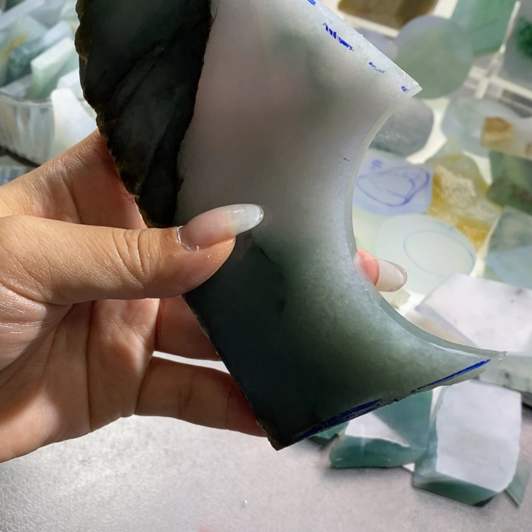 未镶嵌挂件翡翠华**上