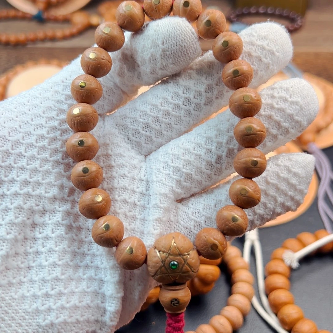 手串凤眼菩提11.5mm奶油皮铜钉镶嵌