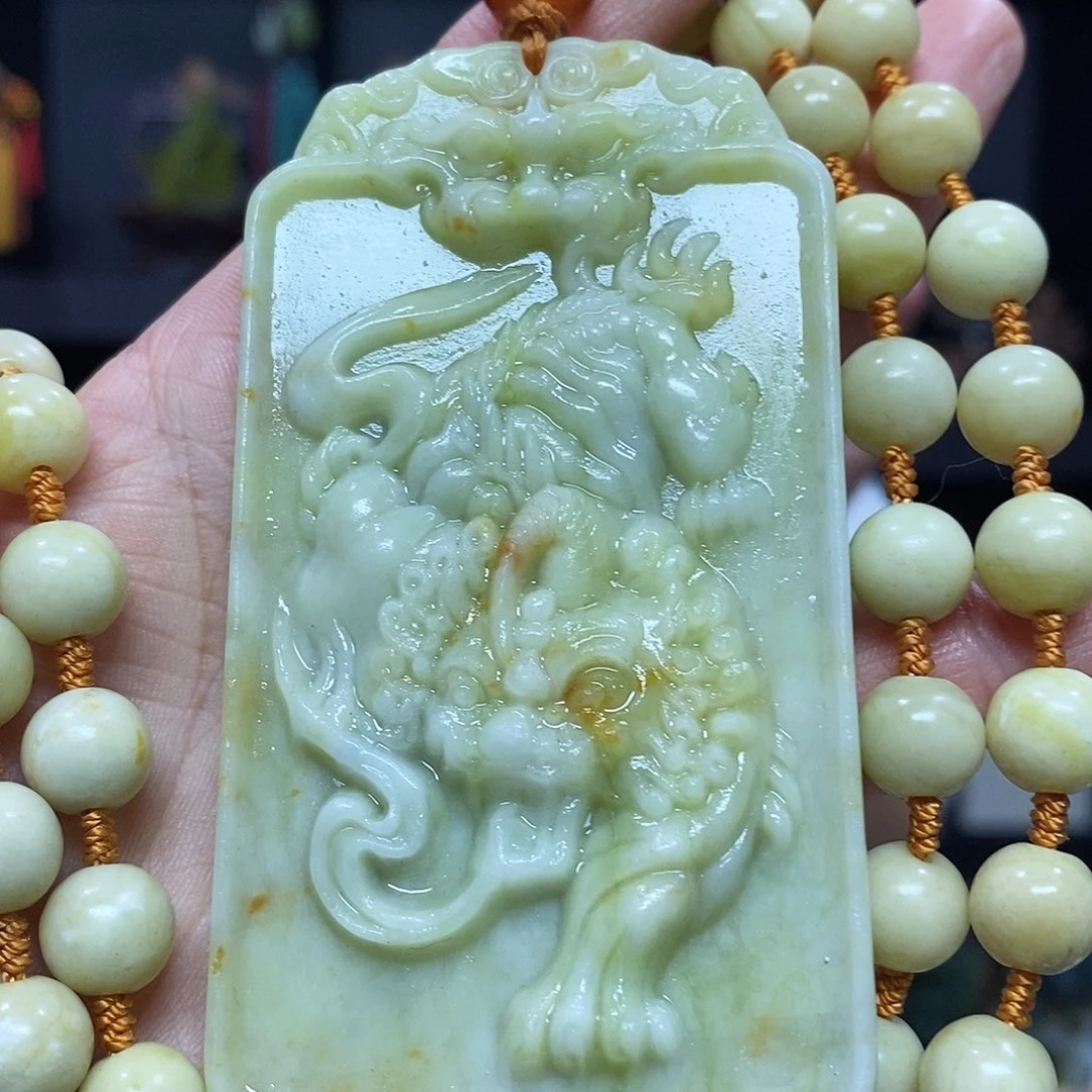 未镶嵌岫玉挂件吊坠