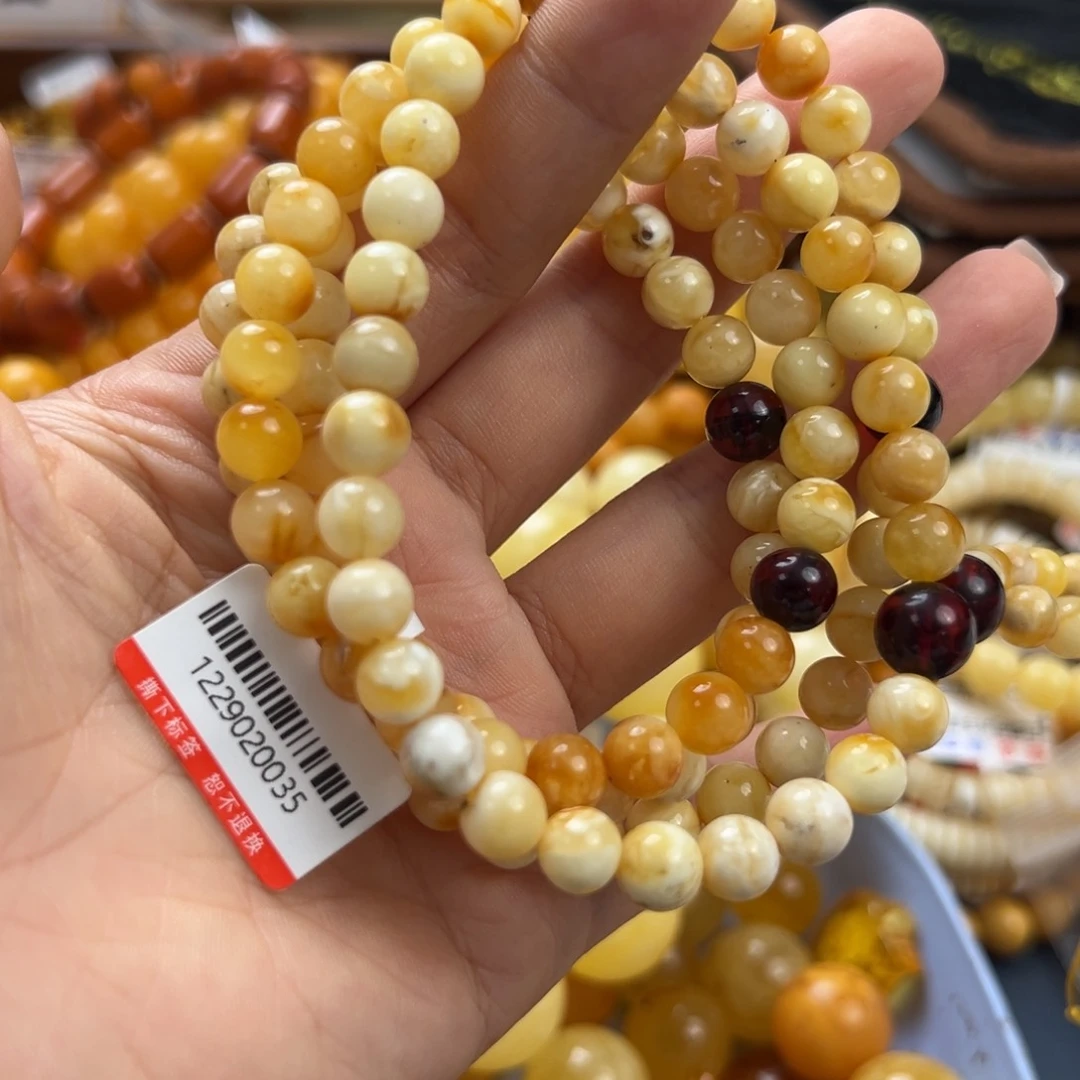 未镶嵌琥珀珠宝奇石
