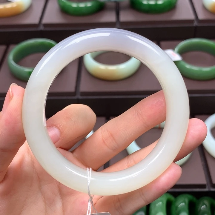 未镶嵌手镯和田玉5758