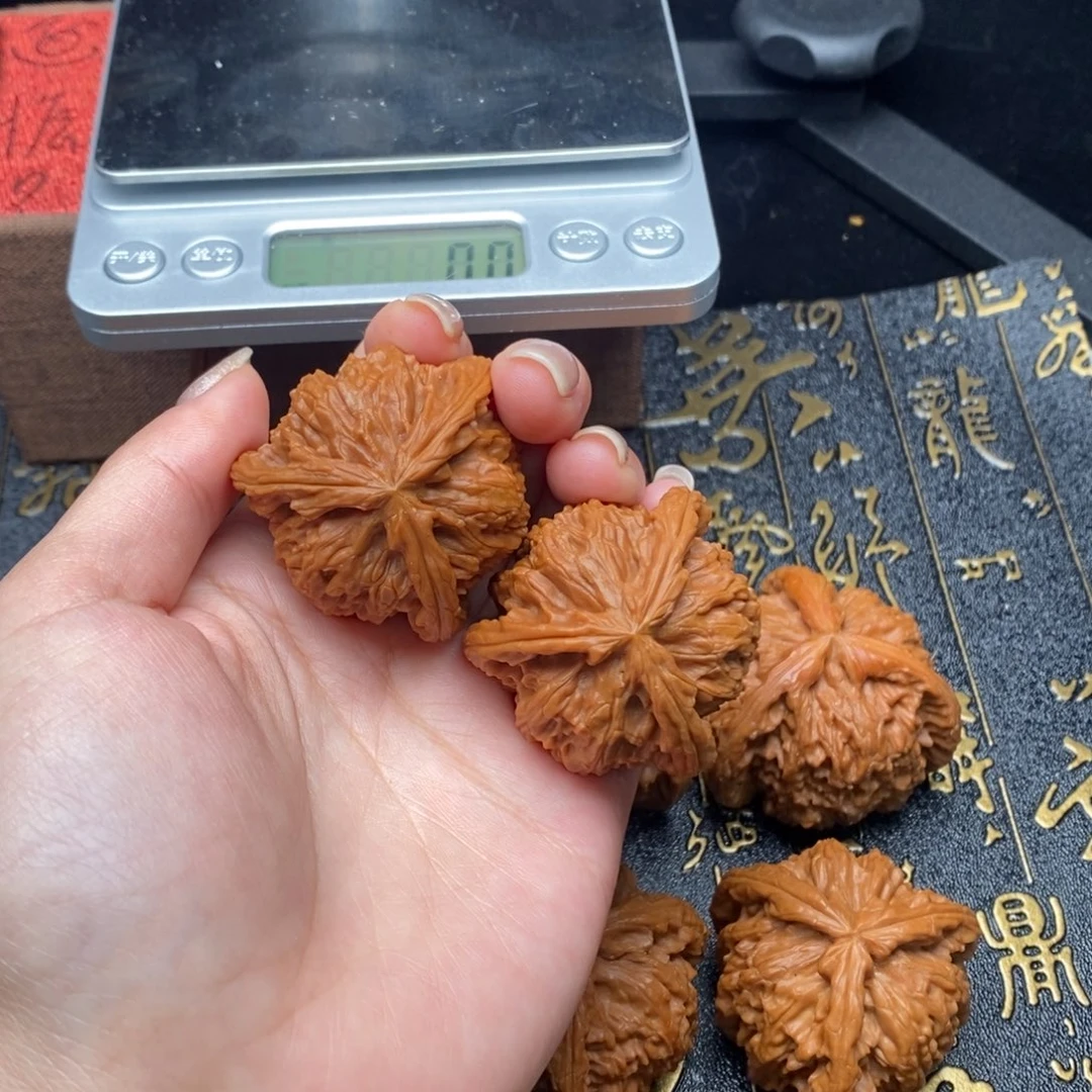 临***队吊坠文玩核桃1111111111111
