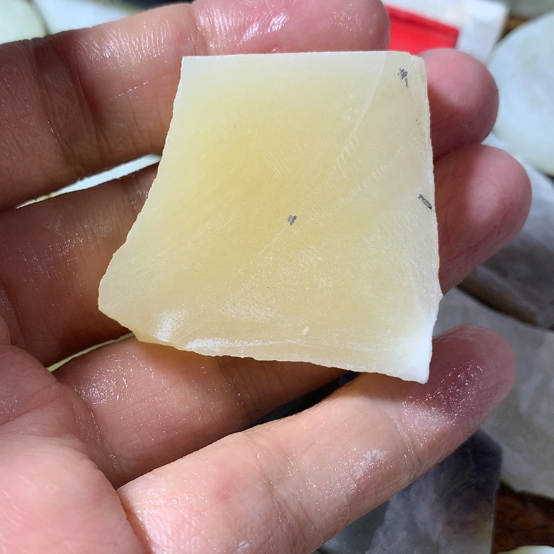 软玉未镶嵌珠宝奇石