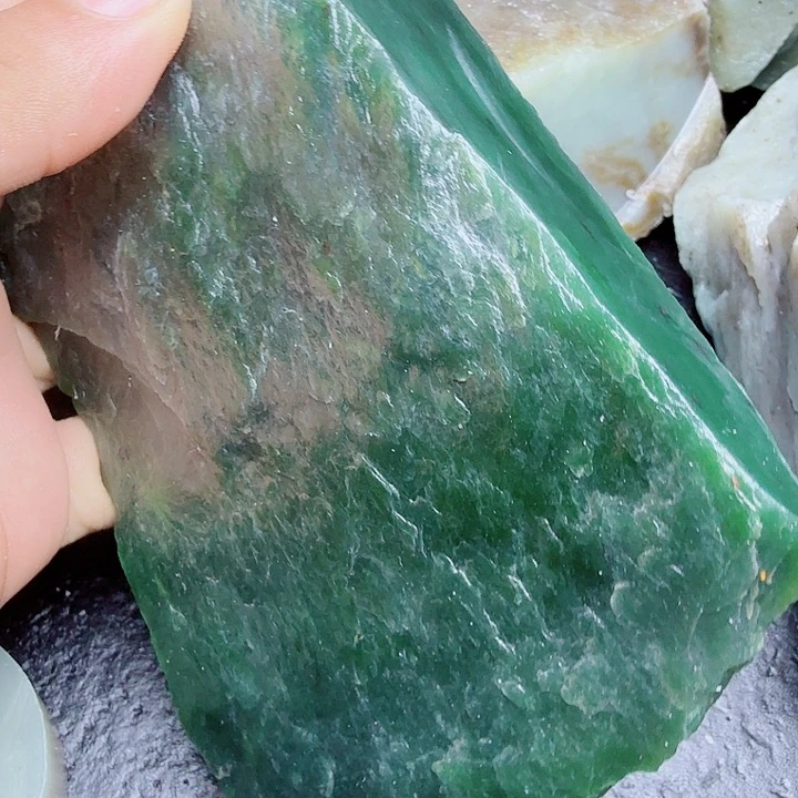 雪***风未镶嵌和田玉（糖玉）珠宝奇石