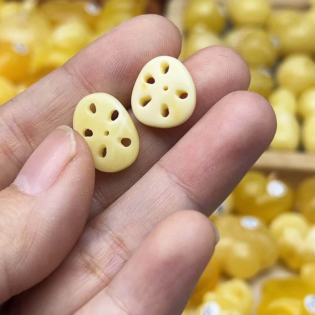 蜜蜡未镶嵌裸石天然