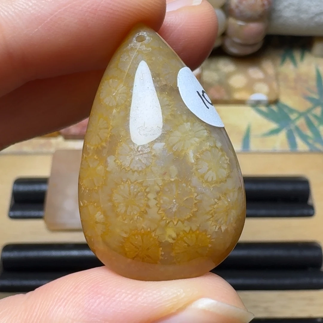 硅化玉冰透山竹花未镶嵌