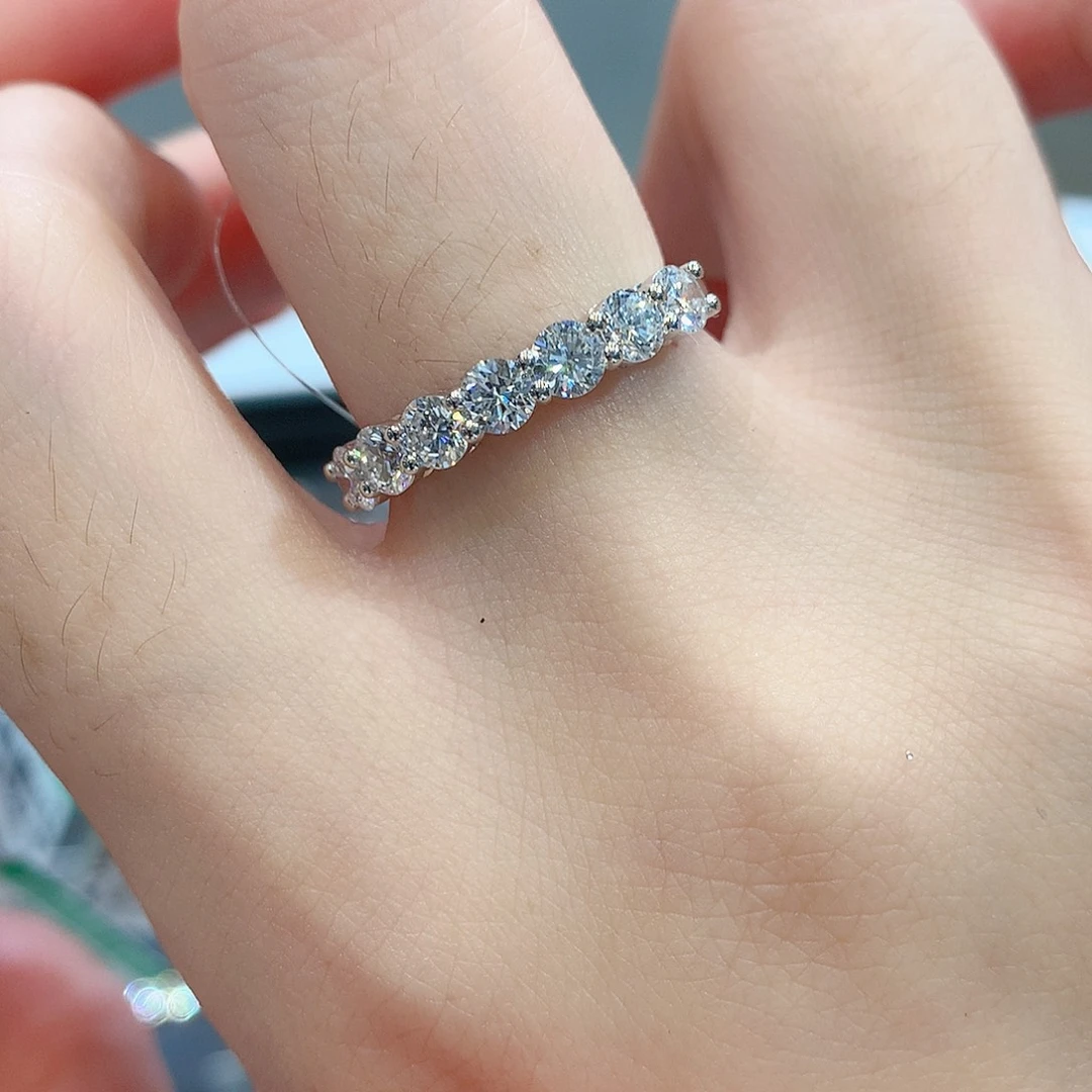 铂Pt950镶嵌实验室培育钻石自己备注圈口