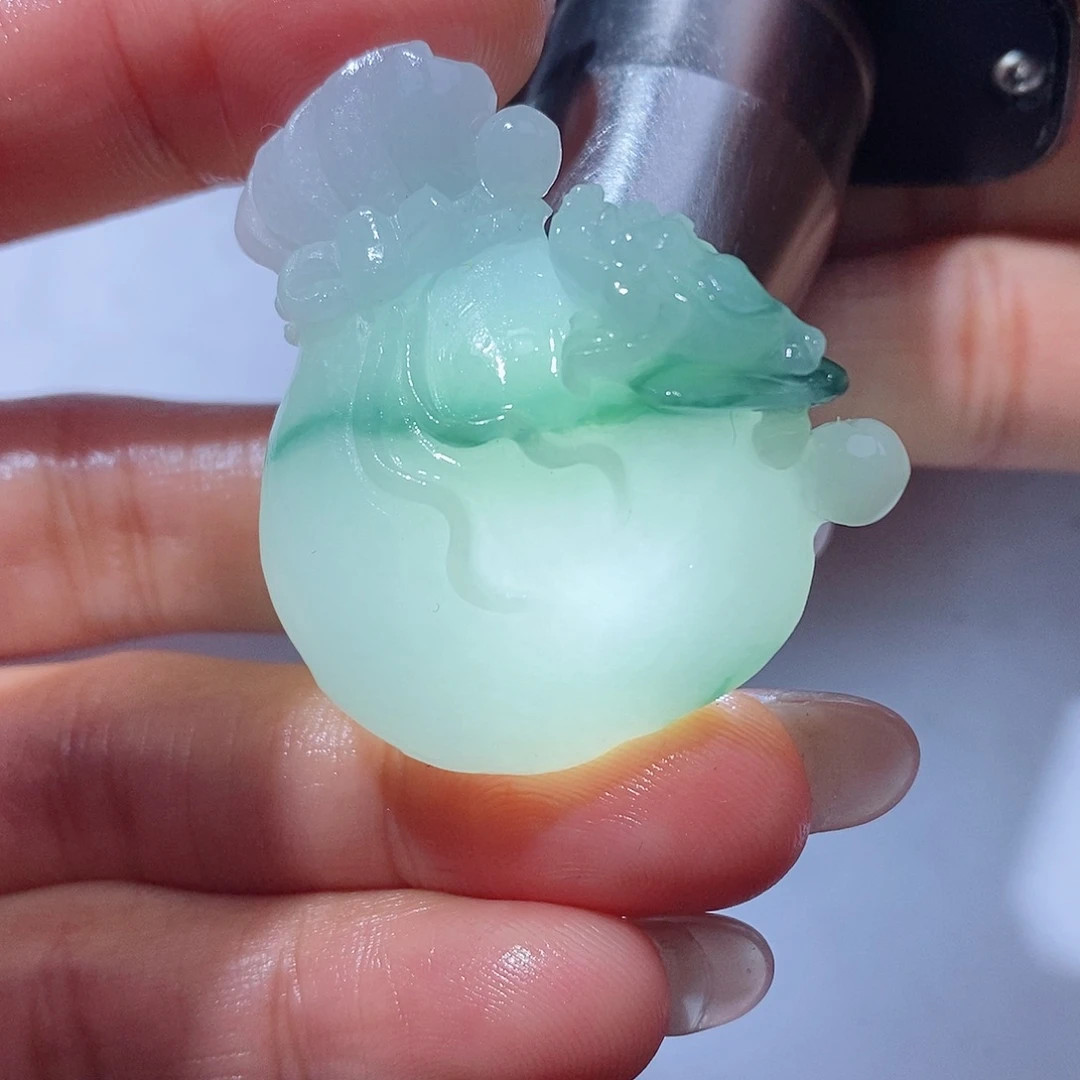 定制翡翠未镶嵌翡翠