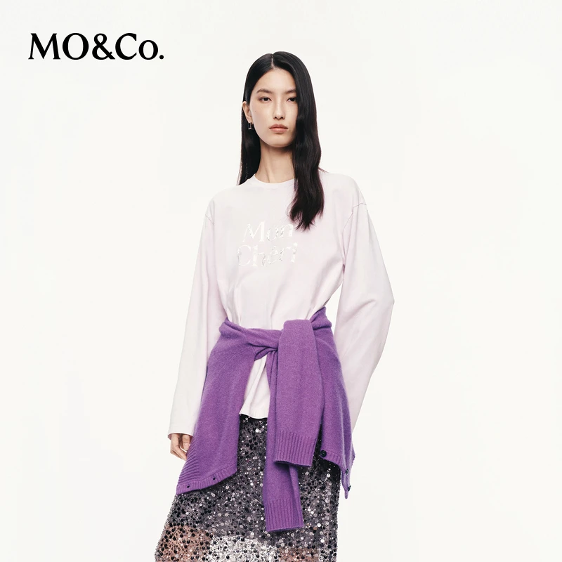 MOCO长袖T恤2025秋新品精工丝绒印花标语宽松圆领棉质MBE3TEE021