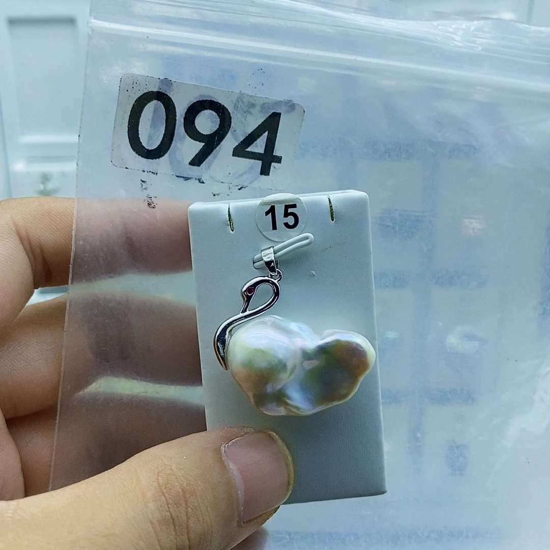 淡水珍珠颈饰合金