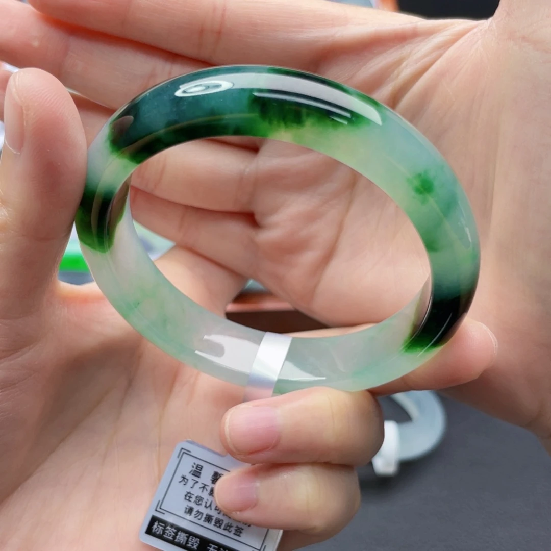 翡翠手镯未镶嵌54.5绿