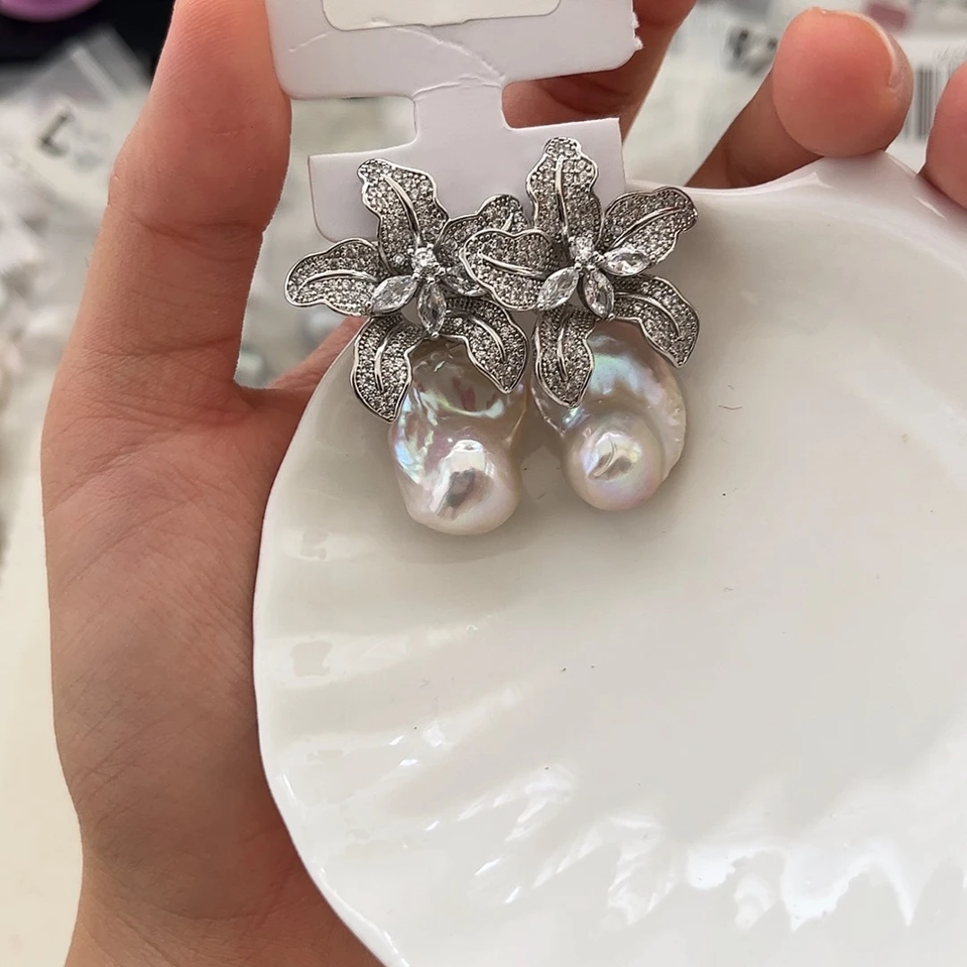 合金淡水珍珠耳饰
