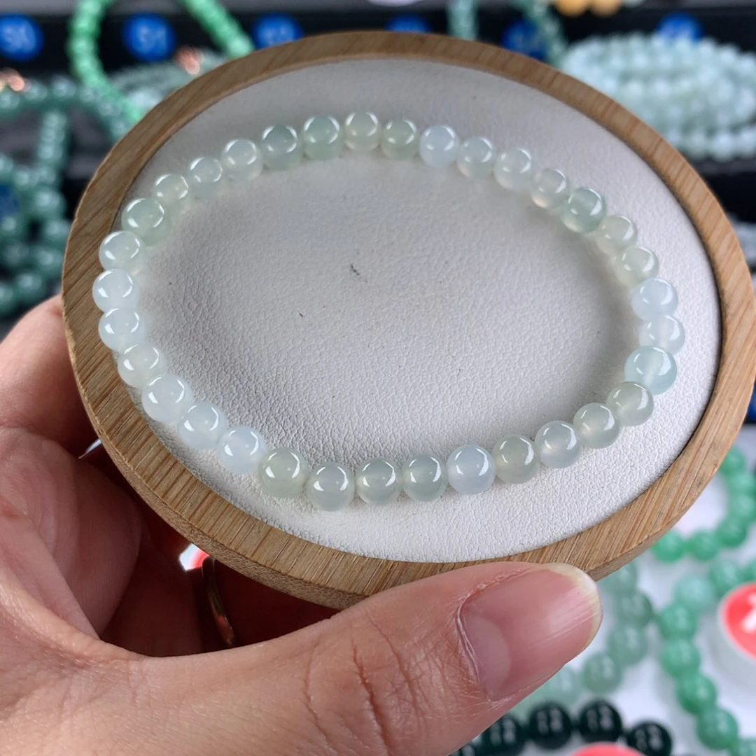 翡翠手链未镶嵌卡6