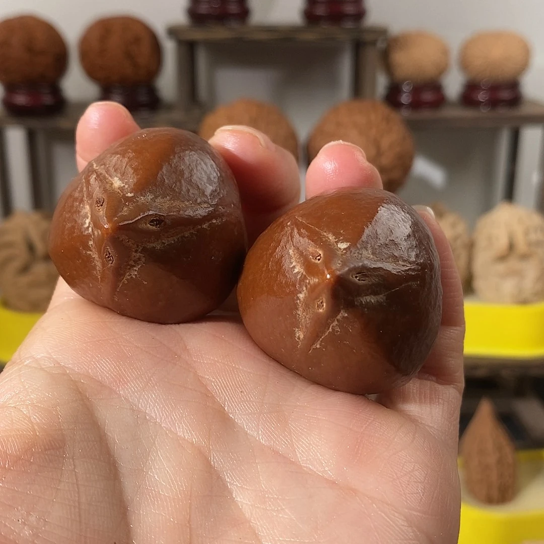 吊坠文玩核桃红橄榄36