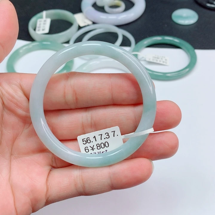 翡翠未镶嵌手镯56-57美人条