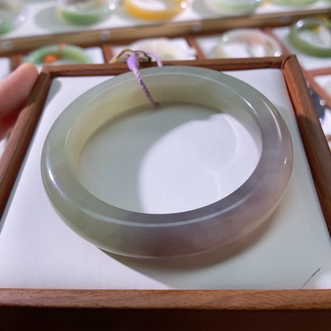 【闪购商品】未镶嵌手镯和田玉