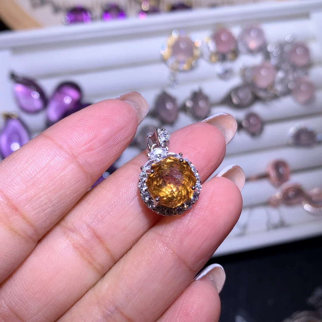 【闪购商品】银S925镶嵌戒指水晶m****l戒指