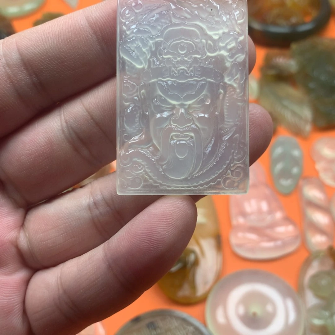 【闪购商品】蛇纹石玉颈饰未镶嵌