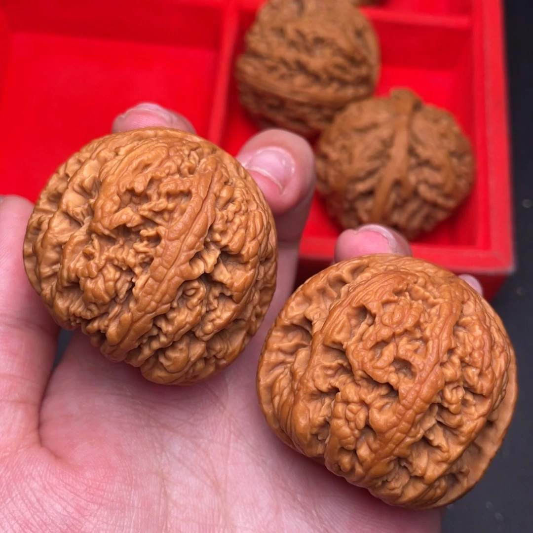 38碧玺（处理）文玩
