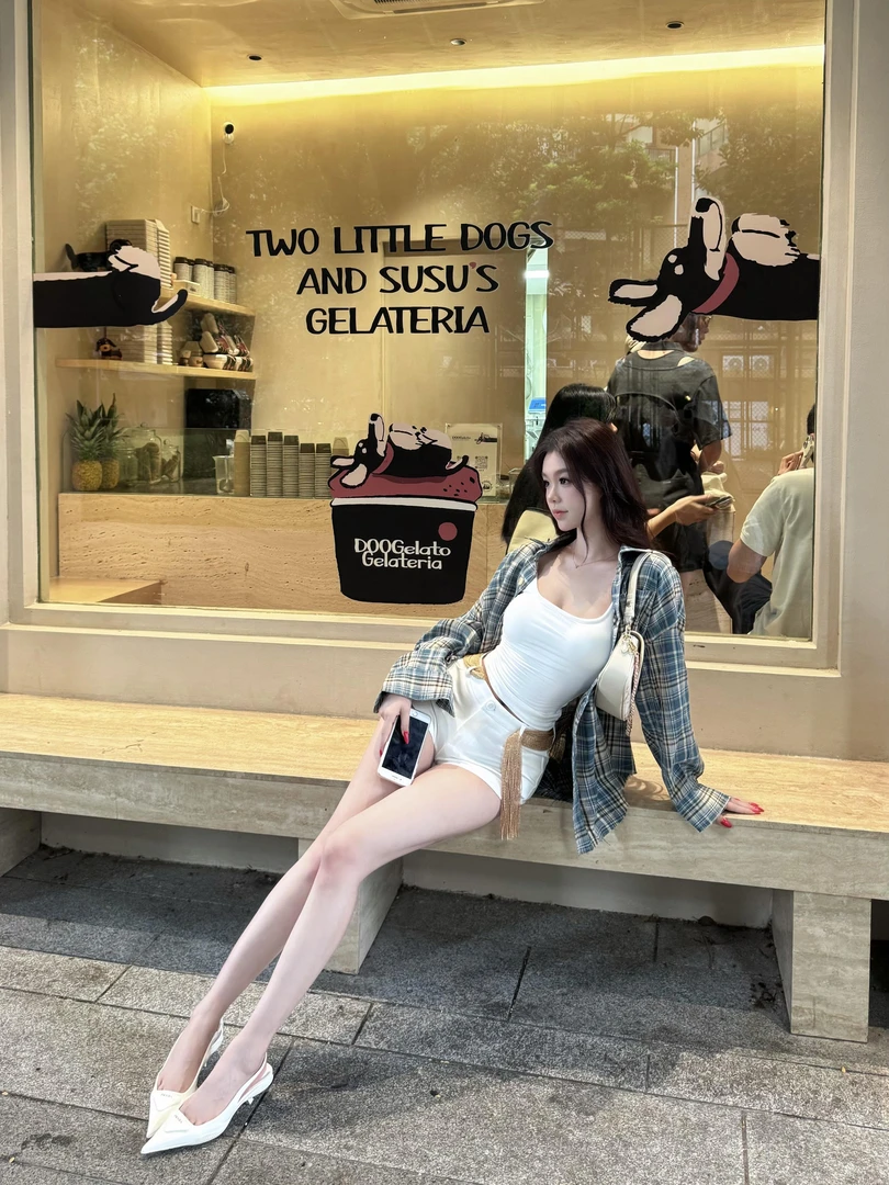 基础百搭宽松格子衬衫上衣纯欲辣妹内搭吊带背心高腰显瘦短裤女