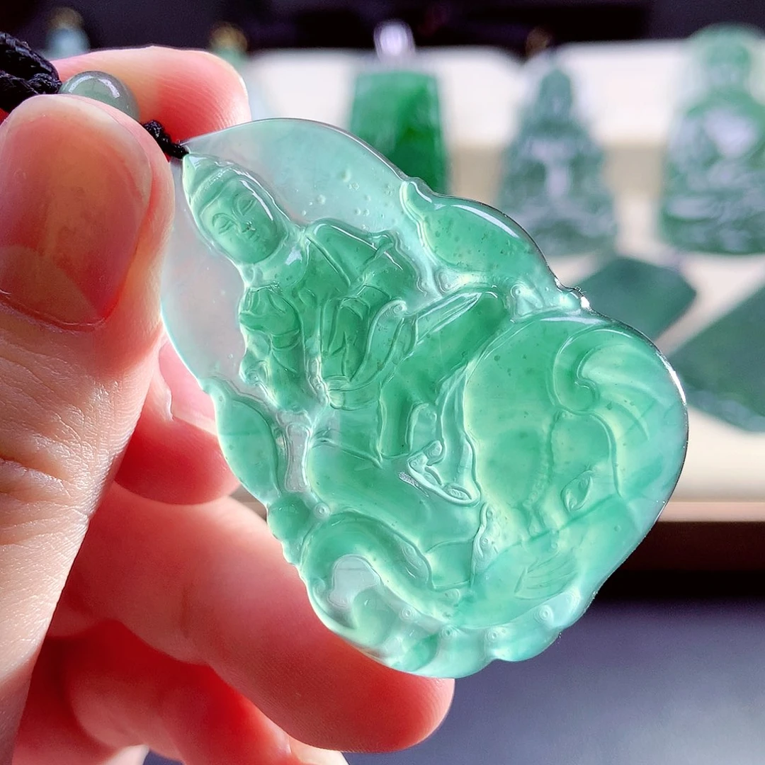 【闪购商品】颈饰未镶嵌翡翠天然