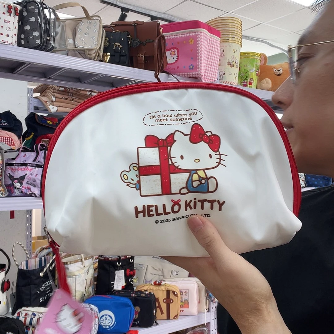 PU化妆包等各种产品和