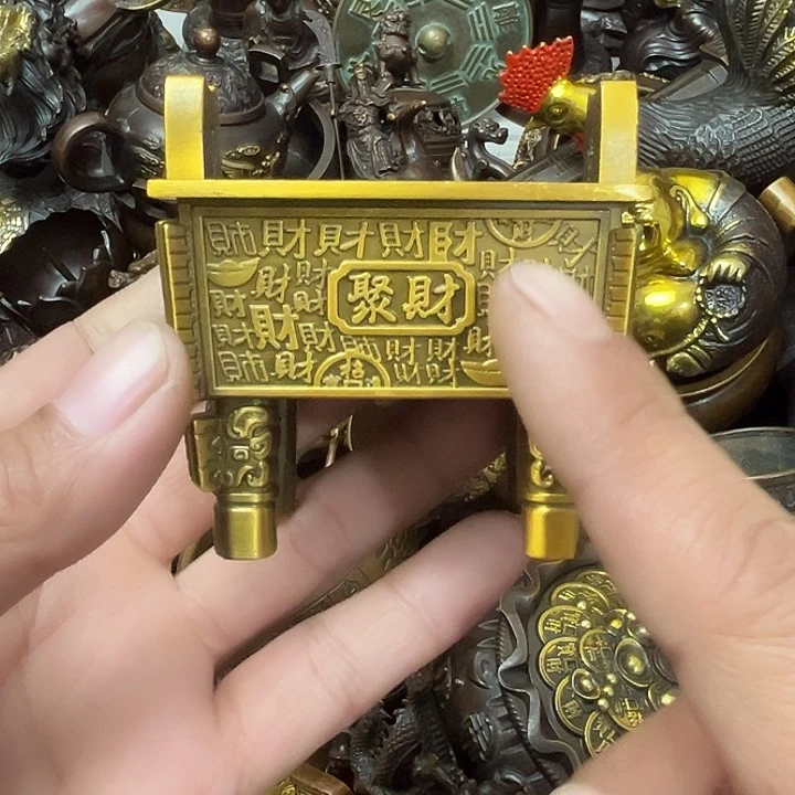 顺顺利利，铜器摆件