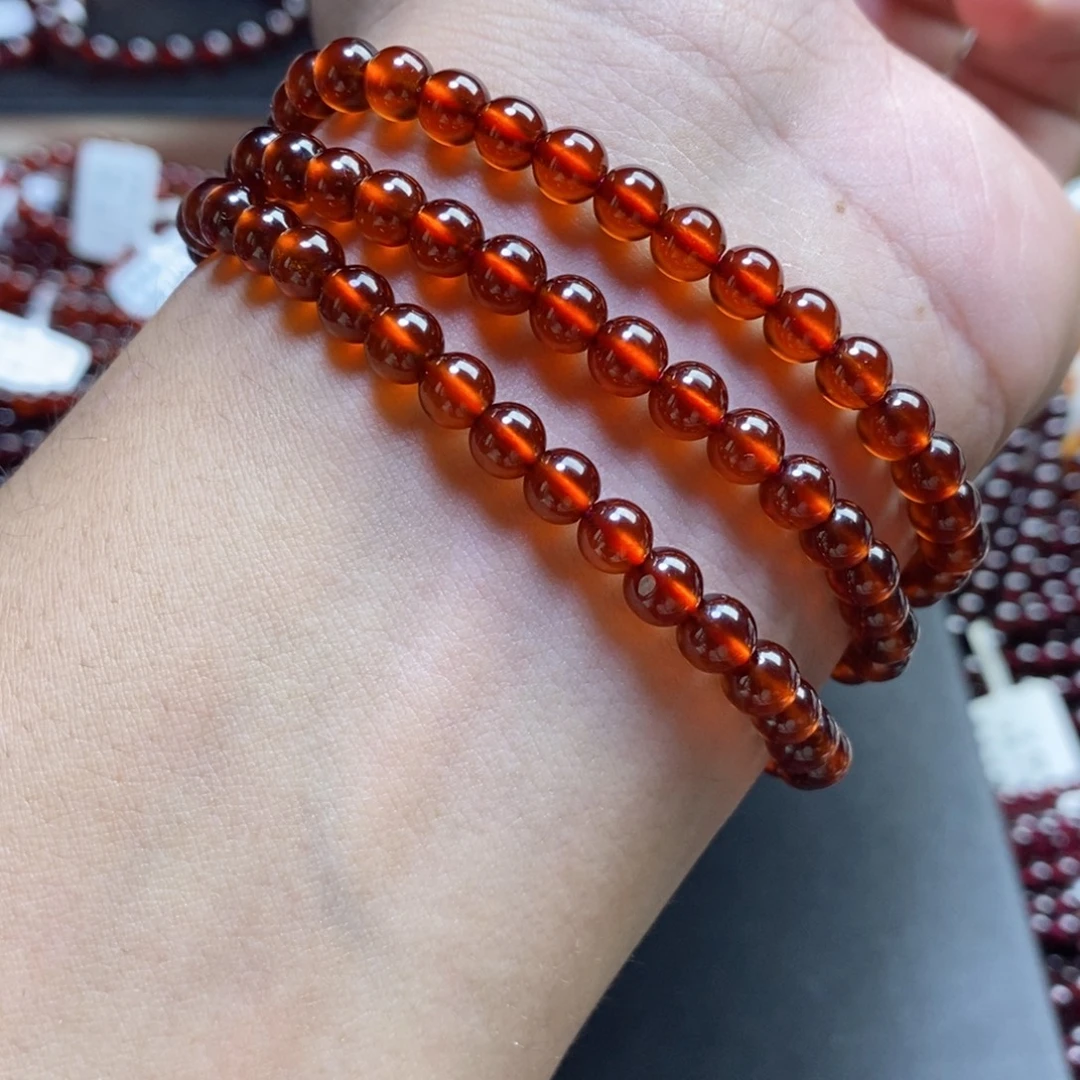 手链未镶嵌石榴石5.8mm全净体橙红色