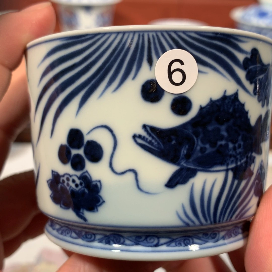 杯子太****奥6明青花鱼藻直筒杯