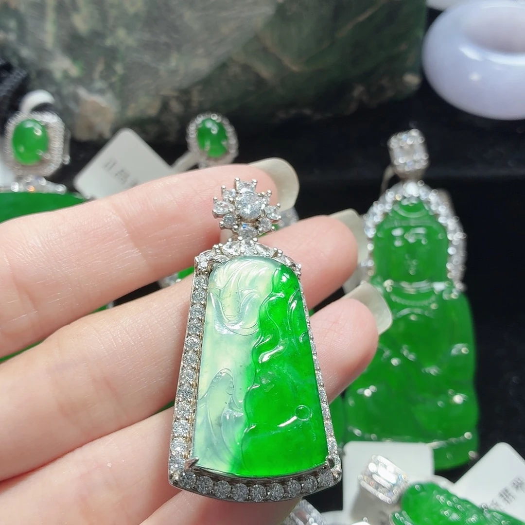 翡翠银S925镶嵌颈饰