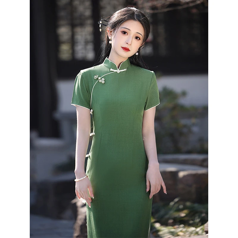 绿色改良旗袍2025新款高端气质新中式女复古民国风日常可穿年轻款