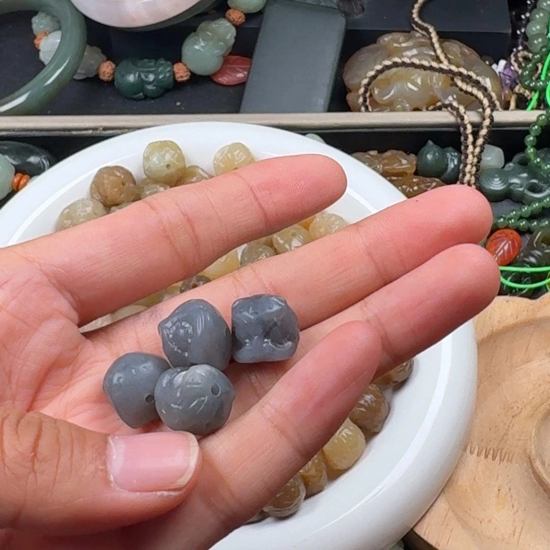 别***~南红玛瑙未镶嵌珠宝奇石