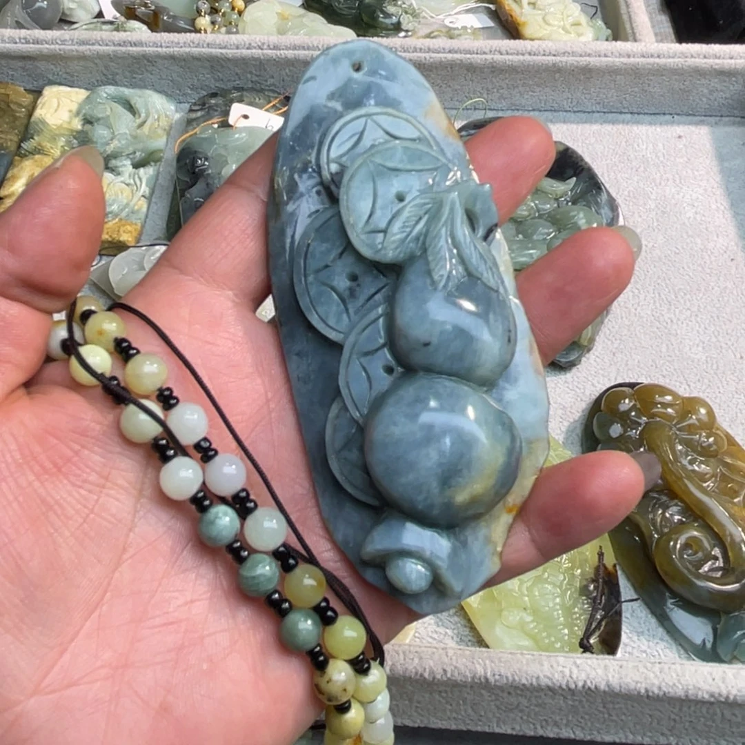 蛇纹石玉未镶嵌吊坠(赠链)