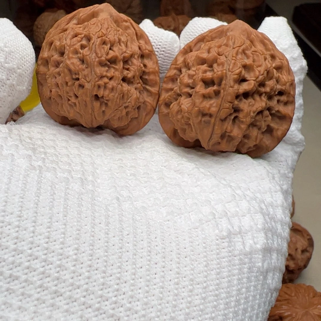 桃核吊坠水龙纹狮子头41